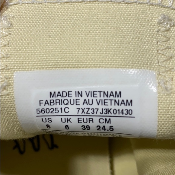 Converse - Picture 4 of 6